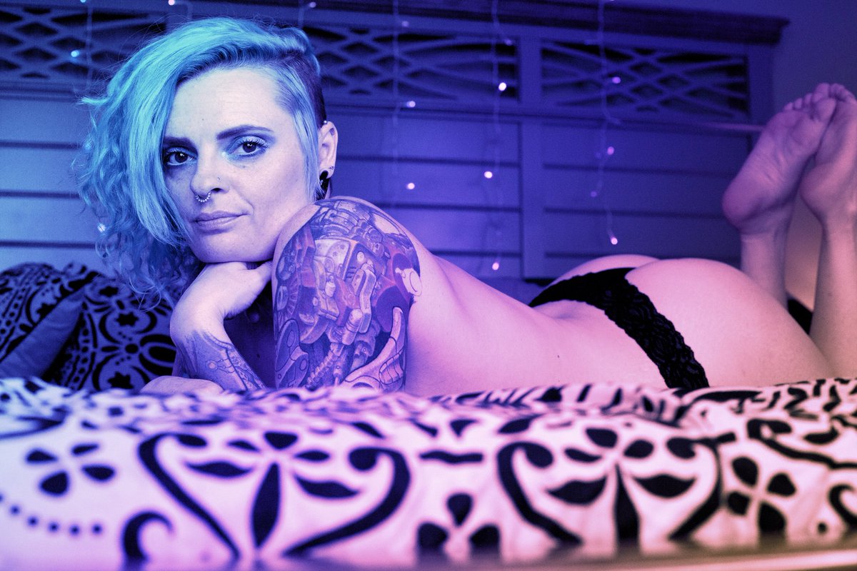 "Medusa" 

See more from set on my spicy site. 🔥
✨Link in Bio✨