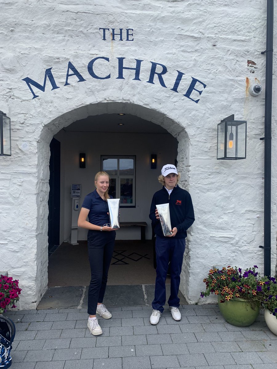 Congrats to @Freya_Russellx and Connor Graham on winning Race to The Machrie 2021 Another incredible weekend, huge thanks to @deanamuir @davidjfoley and all the staff @TheMachrieLinks for making it an unforgettable experience @sgfgolf @paullawriefound @bdfoundation