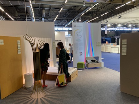 IdeesLumieres's tweet photo. Visite du Salon @MaisonObjet et de l'exposition #LightTrend conçue par @akarilisaishii &amp; @motoko_ishii autour de la #lumière &amp; de l'éclairage au service du bien-être 🌞 https://t.co/xVLnYEx65y