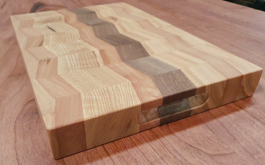 3d kesme tahtası modellerimiz icin nativu.net 'i ziyaret edebilirsiniz.