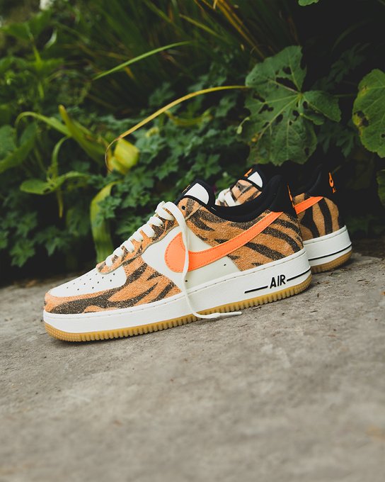 SOLELINKS's tweet photo. Ad: Nike Air Force 1 Low '07 Premium 'Animal Pack'

Leopard => https://t.co/Yc2x2bLQE1 

Daktari => https://t.co/PP0BRHJS1S https://t.co/zUIevPHaqQ