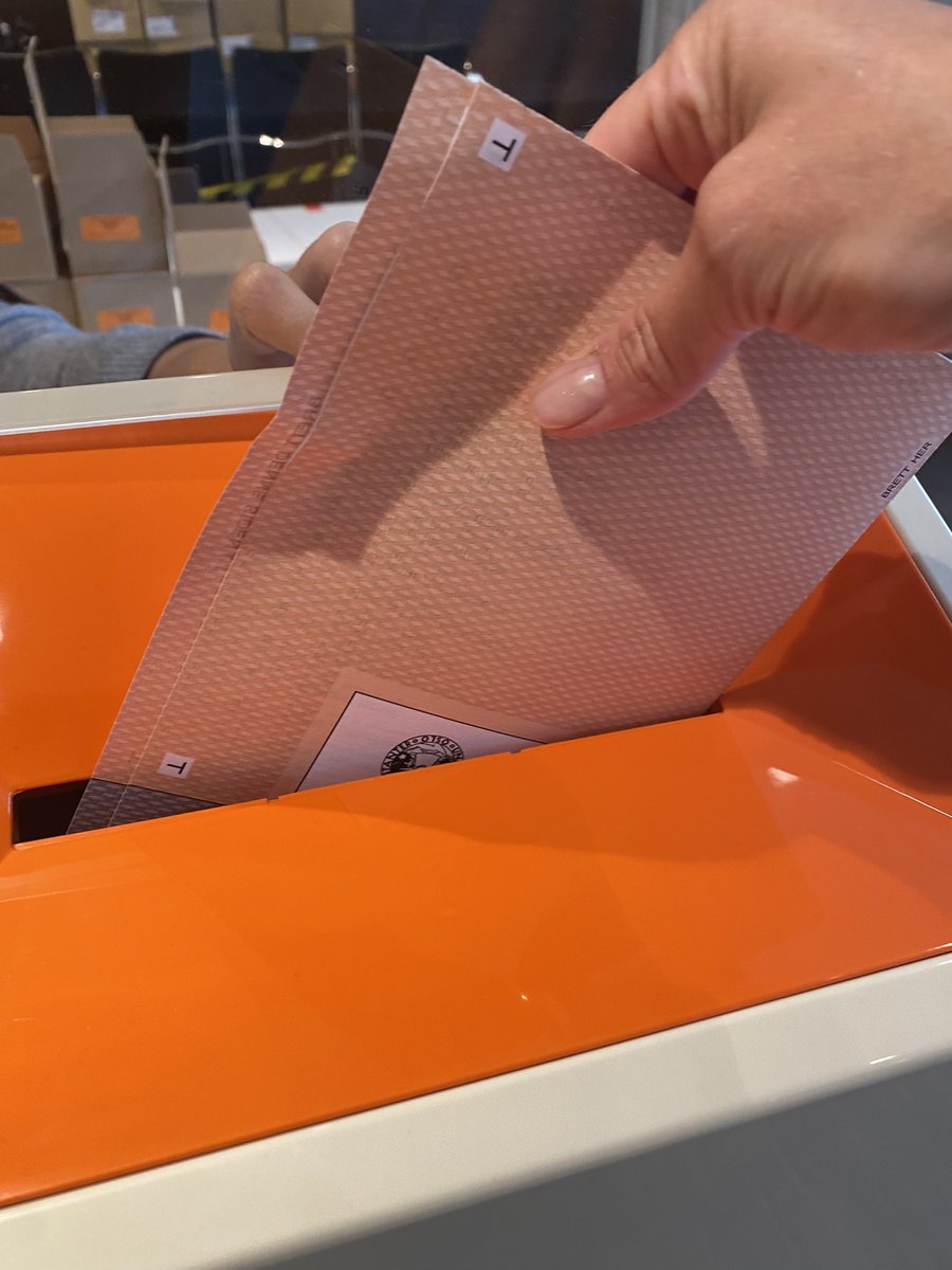 Stem i dag. Ingen kø. Åpent til kl 18. bor du i Oslo søk stemmelokale Oslo. Oslo kommune har en super oversikt og du kunstene hvor som helst i Oslo. #brukstemmeretten #valg2021