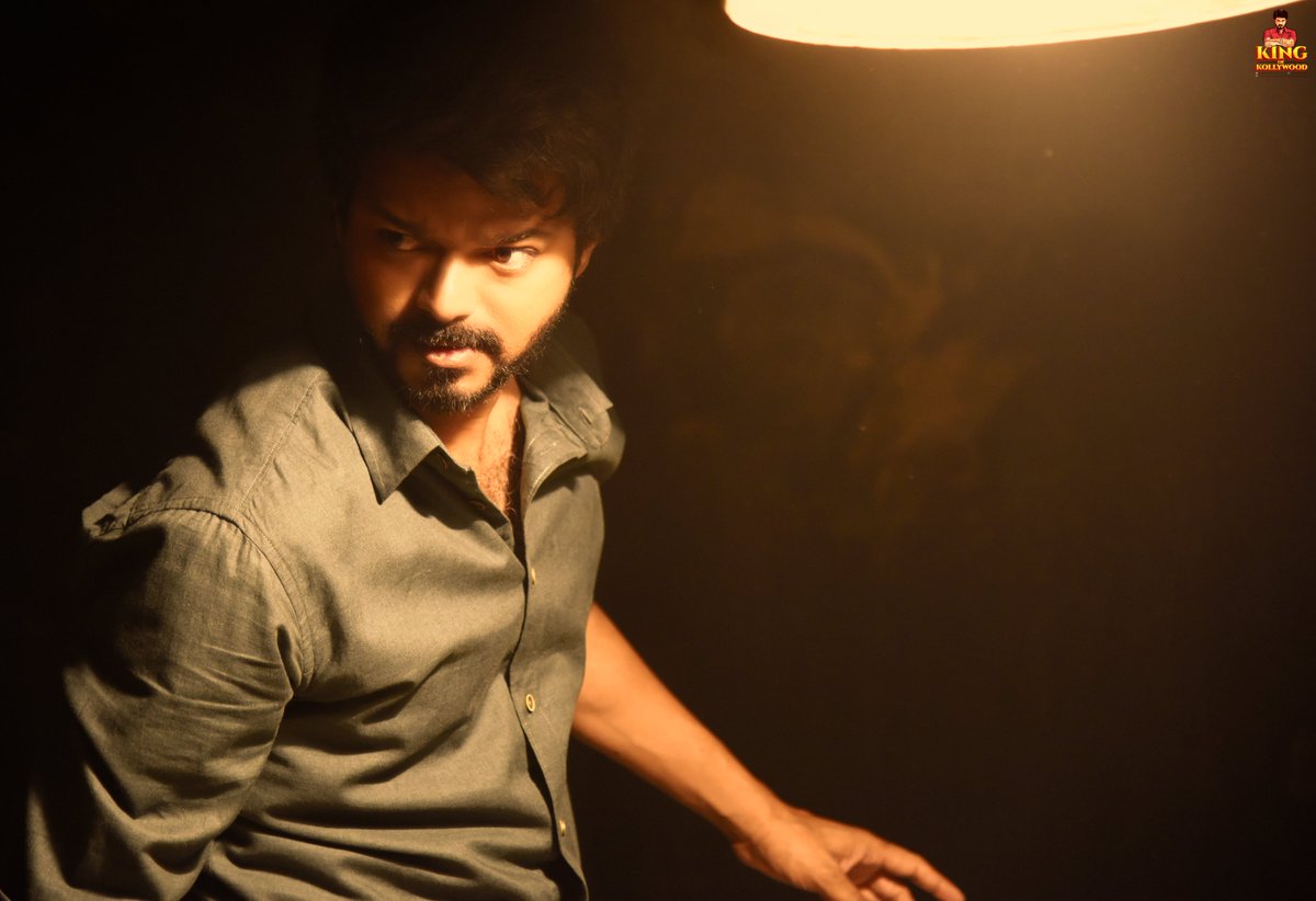 kingofkwood's tweet photo. #VijayTheMaster (Hindi) #MasterHindi ๐ฅ
Watch the Movie now on #B4UKadak โจ
UHD / HD Posters Stills
More At: https://t.co/5ZKd32j28J
@B4UMotionPics @THEOFFICIALB4U
@actorvijay #Beast | #Master https://t.co/RV6W4eiLxF