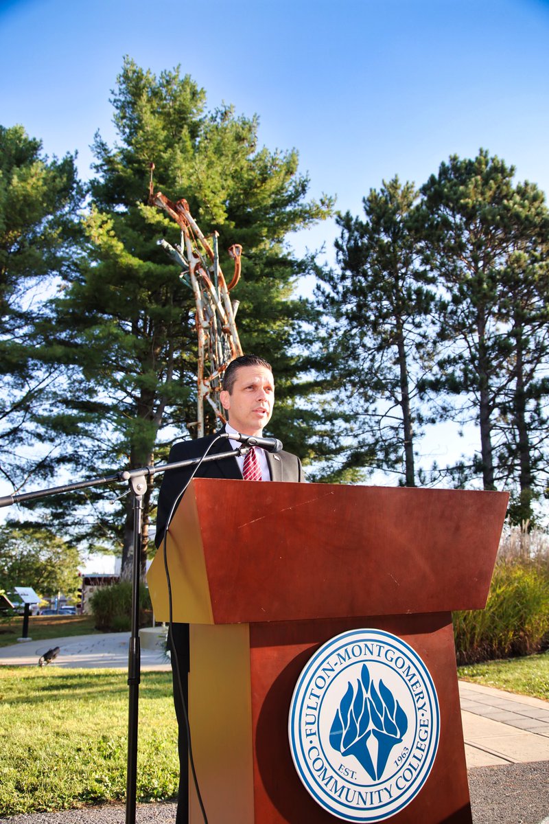 AsmSantabarbara's tweet image. Photos from the 20th Anniversary 9/11 Remembrance Day Service @FMCC_SUNY. Let us never forget the lives lost on that day and the countless heroes who risked their lives for others.