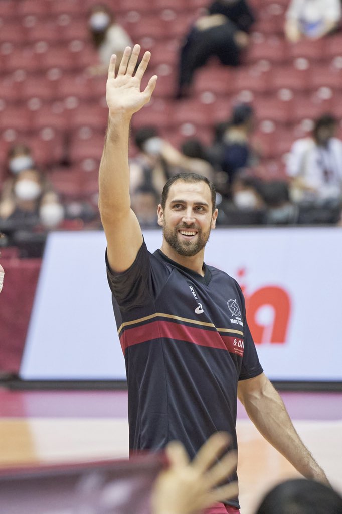 コート一周😊
#藤井祐眞
#篠山竜青
#ニックファジーカス
#パブロアギラール
#川崎ブレイブサンダース