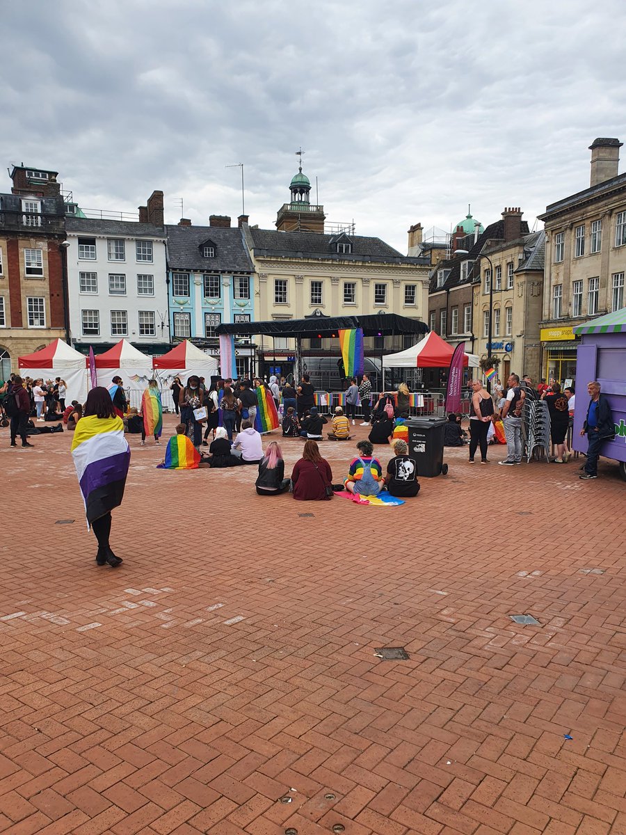Shiny_Bonce's tweet photo. At Northampton Pride supporting @northantsfire &amp; @EMASNHSTrust https://t.co/a3l2jdFxq0