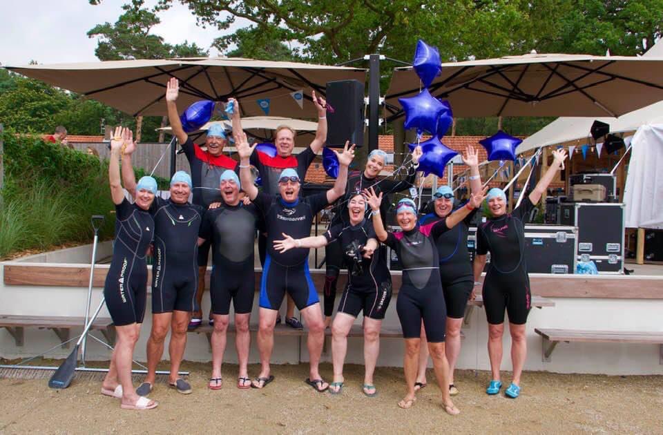 PCGGlas's tweet image. Voor de 9e keer gezwommen voor Swim to Fight Cancer @SwimtoFC073. Met ons fantastische team van @RotaryDB haalden we ruim €30.000,- op. 
En het eindbedrag loopt nog op 🙏🏼 Doneren kan nog steeds: fightcancer.nl/fundraisers/Ro…