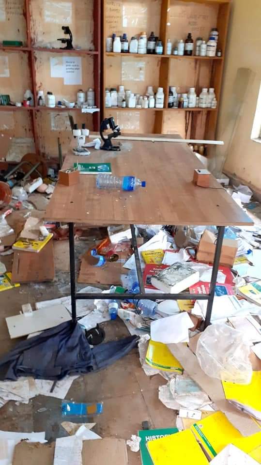 FitseAb's tweet photo. In areas where #TPLFTerroristGroup invaded, in addition to displacing civilians their main target is destroying Health Centers & Schools‼️every act of the gang group is against humanity‼️The world needs to condemn them‼️#UnityForEthiopia @UNICEF @_AfricanUnion @Belay_Ma #Zarima👇 https://t.co/R6bRLeTGA6