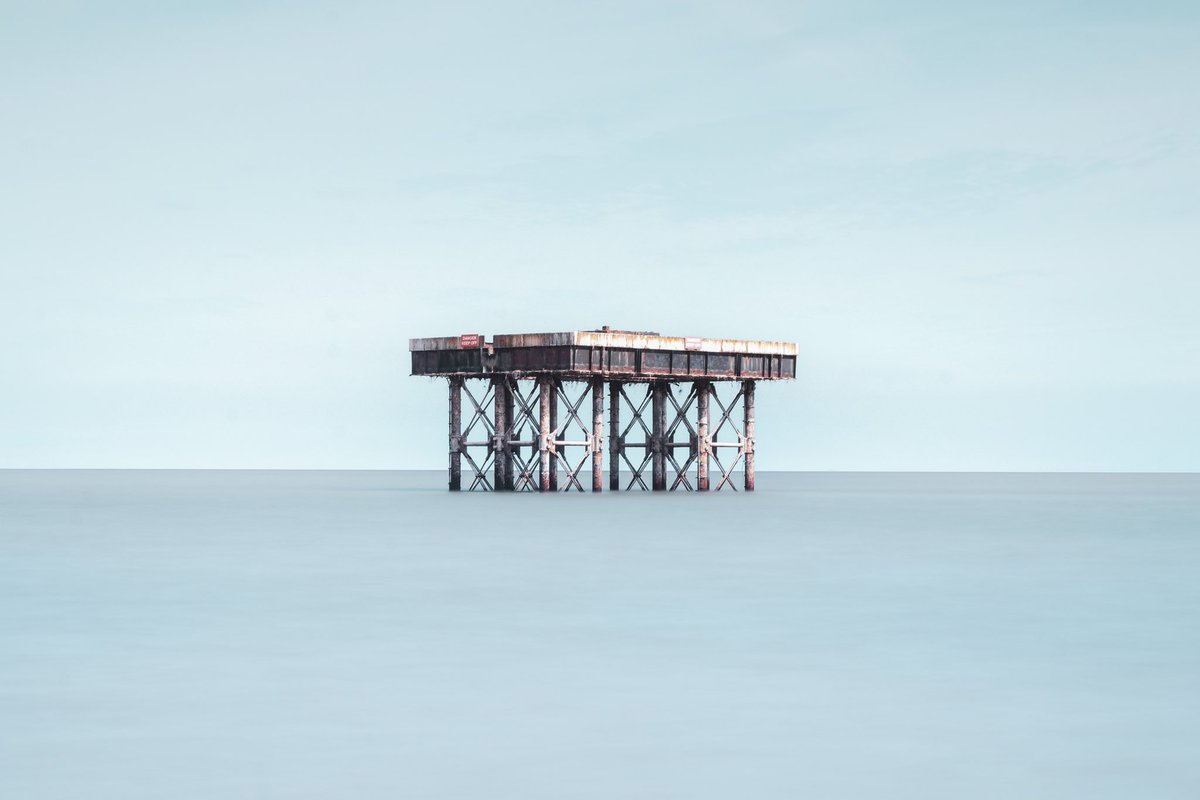 suffhoto's tweet photo. Took a trip to Sizewell today to shoot the nuclear plants cooling towers 📷🇬🇧

#sizewell #canonuk #leefilters #longexposure #minimalphotography #suffhoto #suffolk #photography https://t.co/ZMYuH6mXwV