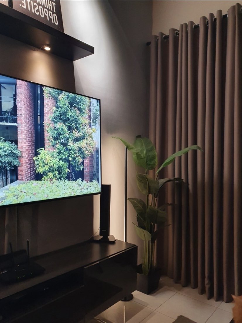 ashalostinhell's tweet image. ada yang suka lampu rgb dekat sini? harini i nak share dua lampu rgb untuk deco bilik atau rumah korang. siap ada remote and bluetooth untuk control.