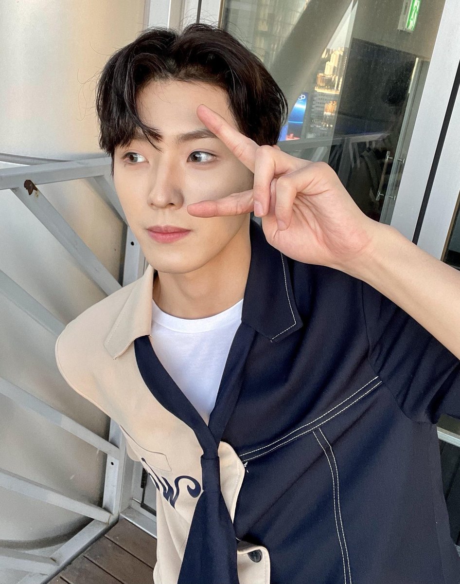 울 용희 미모에 무슨일이 일어나고 있나요?