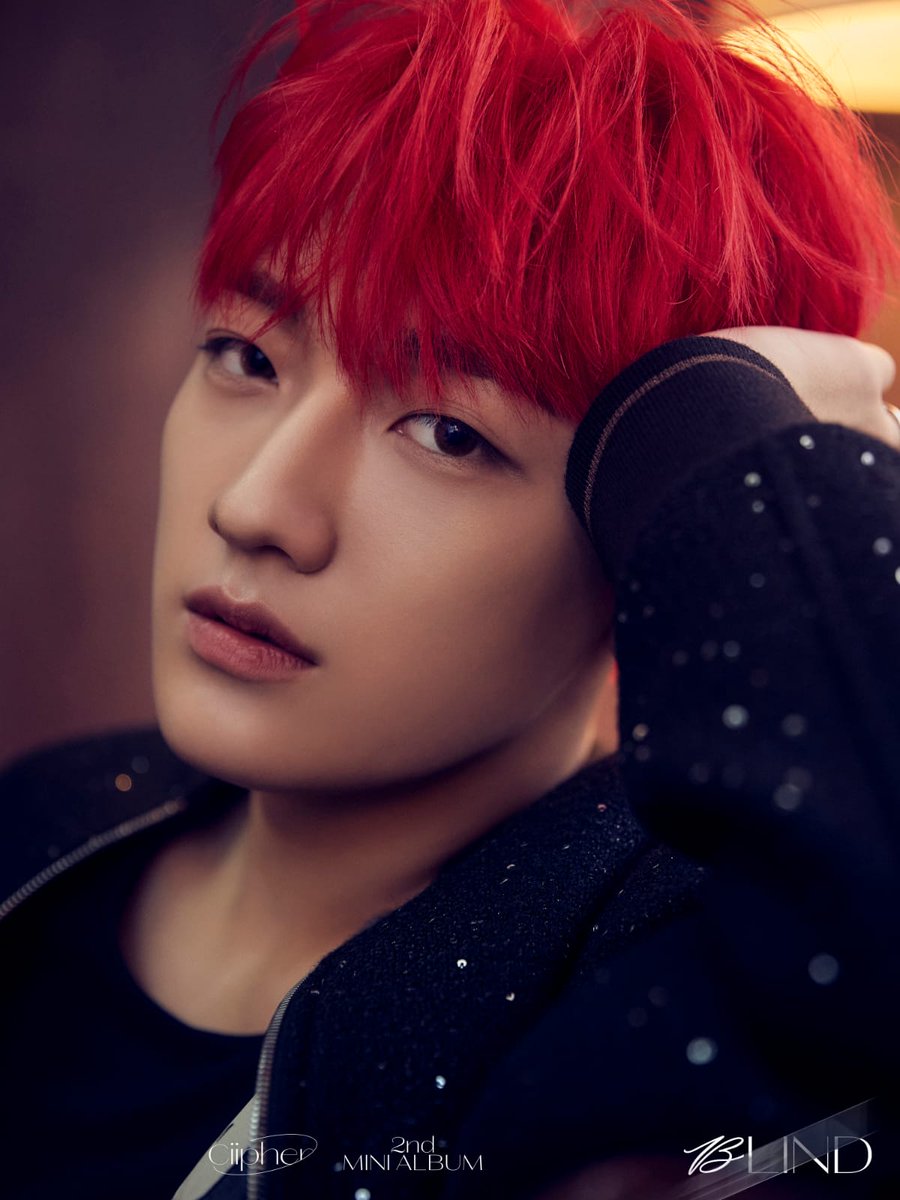 hwimilky's tweet image. iseng doang ngedit ini dulu😭😭
from this                                  to this