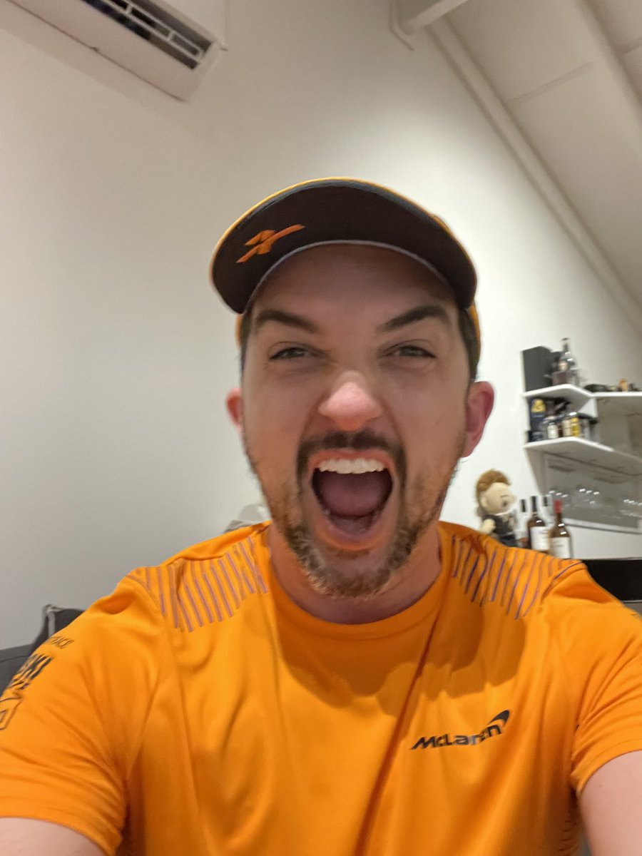 CornwallMichael's tweet photo. @McLarenF1 Northern suburbs FTW! - Perth, Western Australia #FansLikeNoOther https://t.co/tdImH5kRCv