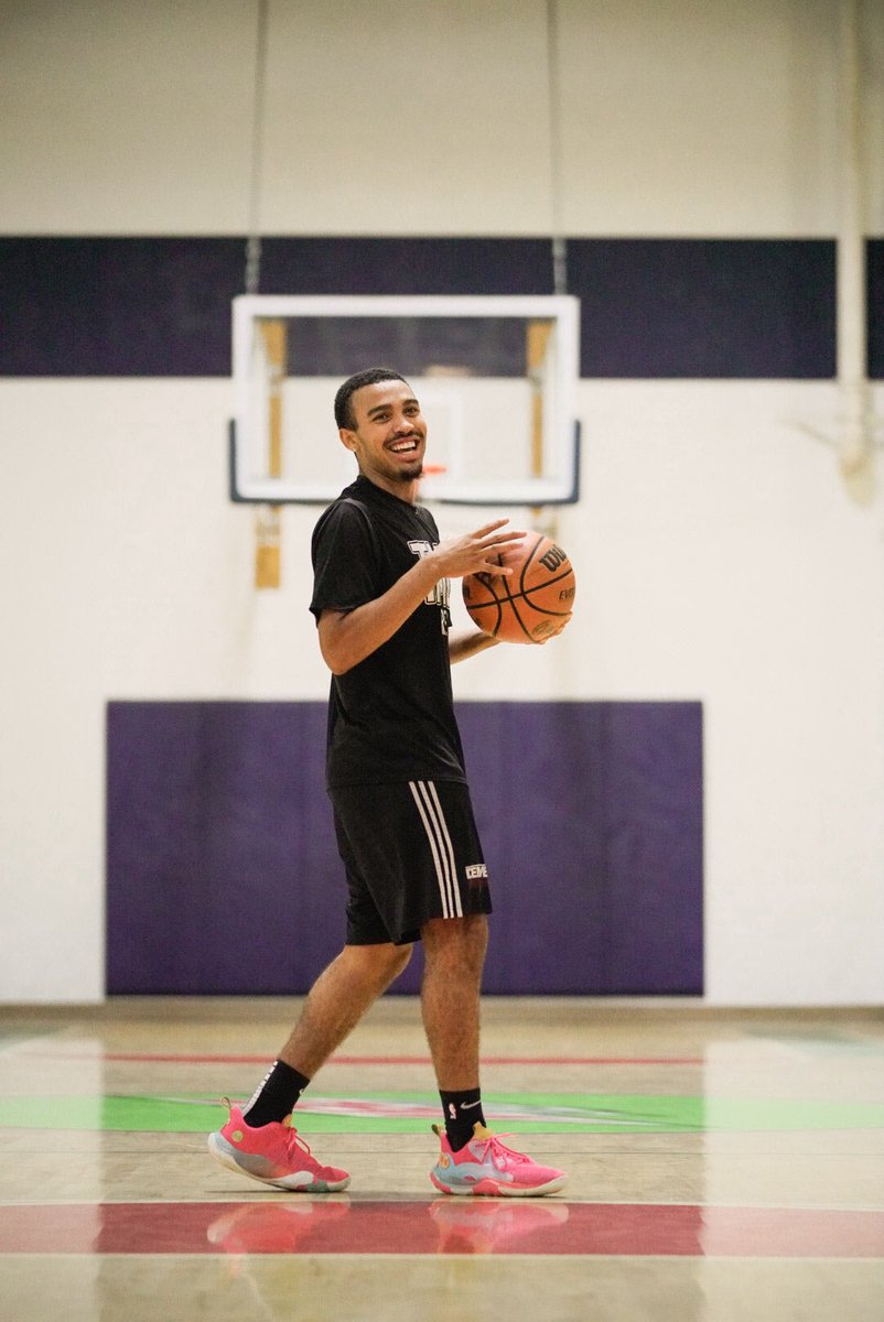 TMGprep's tweet photo. Week 1 ✅ 
#tmgprep #basketball https://t.co/HNI4Kjv2y8