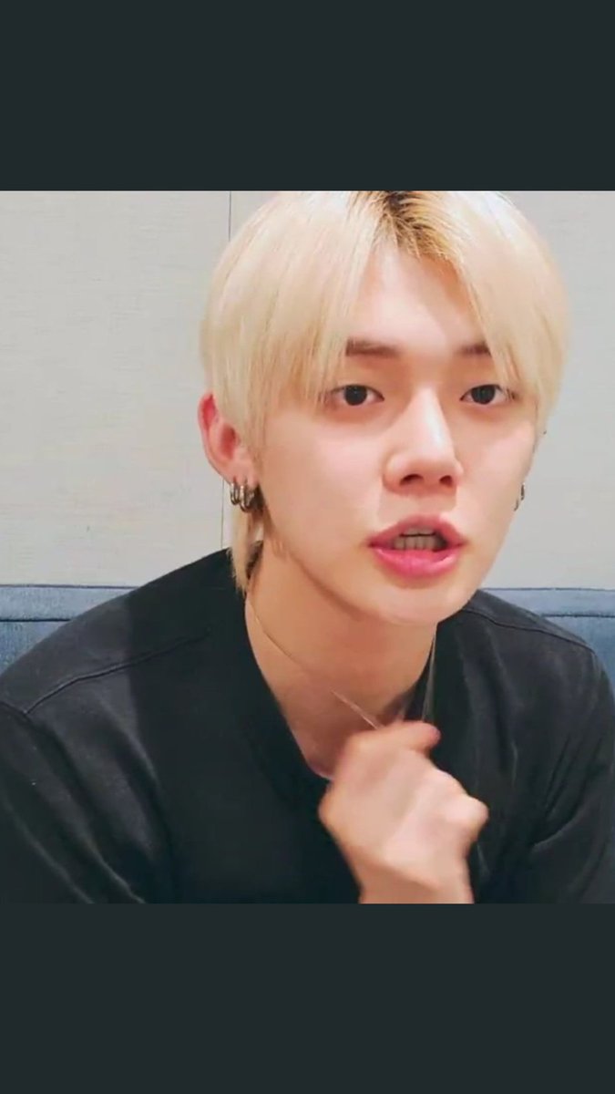 yeonjunismine99's tweet photo. Happy birthday YEONJUN !! I love you so much and hope you stay healthy and happy, my love💜😭 can't describe my love for you in words! 
@TXT_members
@TXT_bighit #HappyYeonjunDay
#MoasFirstLove #OurFirstLove #yeonjun #ChoiYeonjun #4thGenItBoyYeonjun #YeonjunDay #YEONJUN https://t.co/YFowzcG9k2