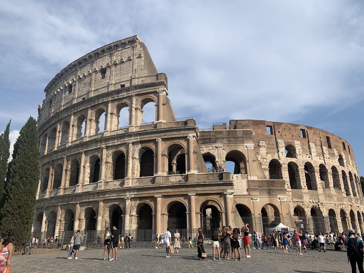 Heading home tomorrow after a wonderful week in #Italy celebrating my favorite person, Mr. Miri. Spoiler alert: we will be back in October and February 👏 #romanforum #vaticancity #stpetersbasilica #colosseum #rome