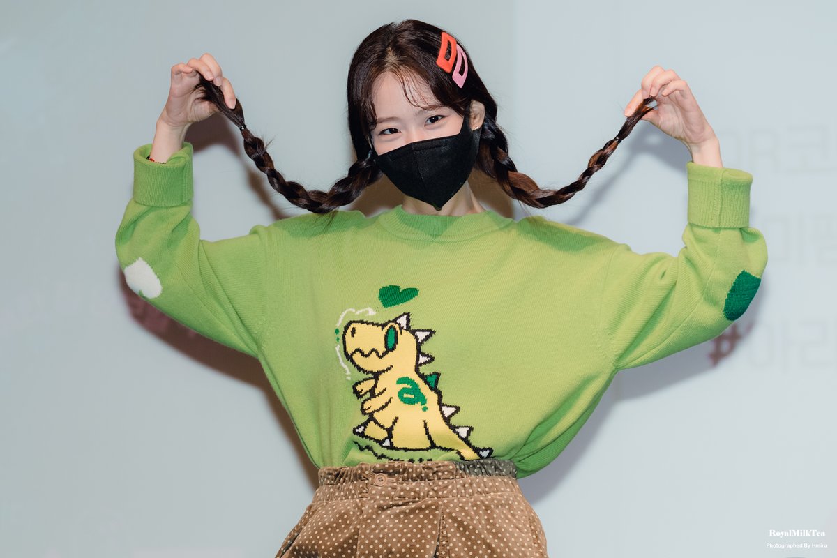 RMilkTea0117's tweet photo. 21.9.12. 한승연 - 영화 쇼미더고스트 
@fateflysy #한승연 #카라 #kara #영화쇼미더고스트 #쇼미더고스트 #showmetheghost https://t.co/iPLNOuIb8w