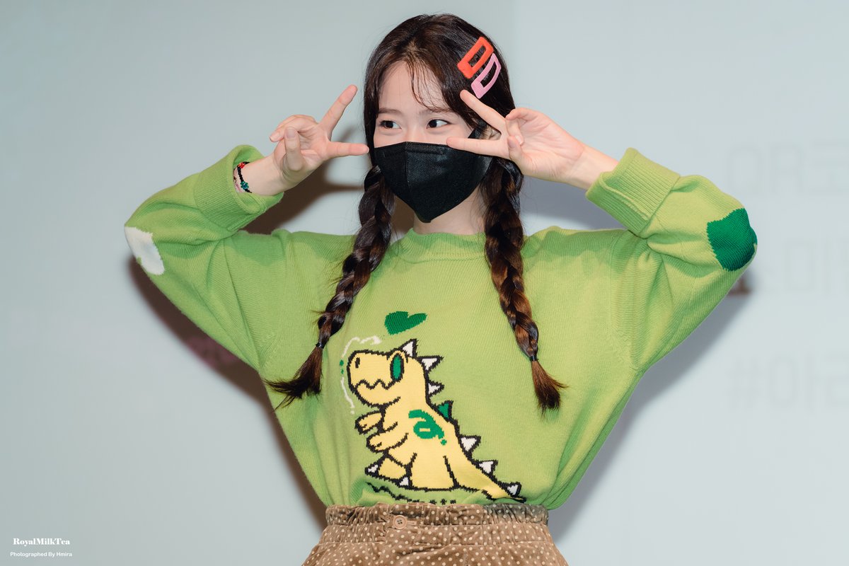 RMilkTea0117's tweet photo. 21.9.12. 한승연 - 영화 쇼미더고스트 
@fateflysy #한승연 #카라 #kara #영화쇼미더고스트 #쇼미더고스트 #showmetheghost https://t.co/iPLNOuIb8w