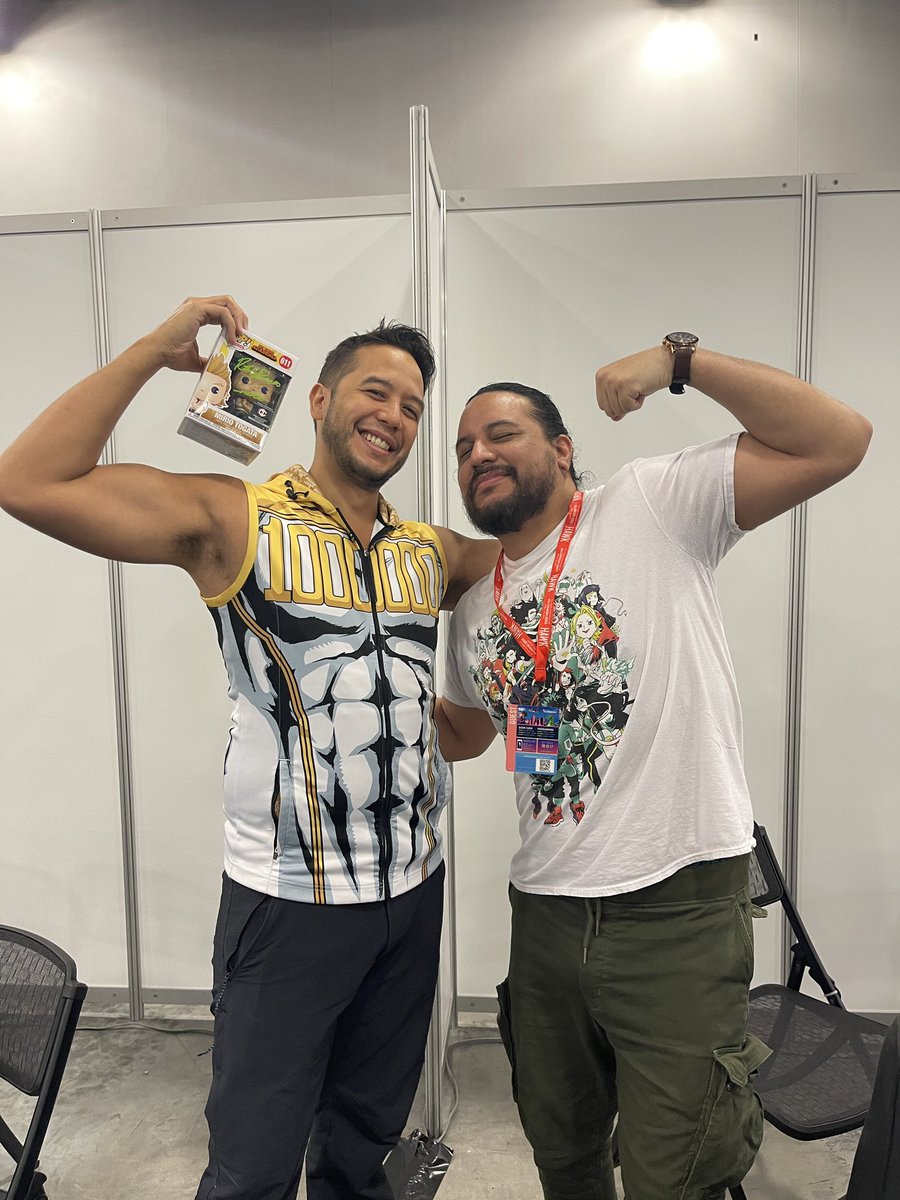 Dr0mz's tweet photo. You know I had to nab a pic with mah boi @RiccoFajardo #MHA #lemilion #bakugo #bakugou #power https://t.co/WrOgS6YhzR