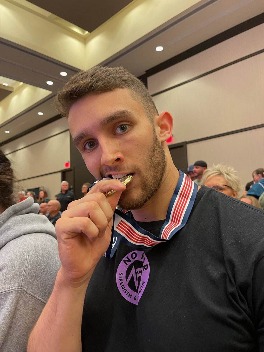 PetrowTyler's tweet photo. Had the best powerlifting meet of my life yesterday. Went 9/9 on meet attempts, set four state records, multiple PRs and achieved all the goals I set out to hit. 534lb squat, 369lb bench, and a 639lb deadlift. 1543lb total. Won first in the open and junior 181lb weight classes 💪 https://t.co/jdA8oXNsGD