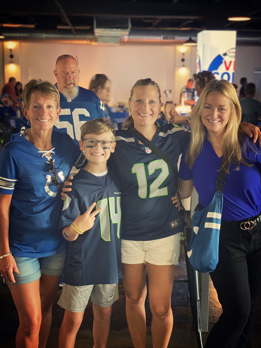 RealLauraSteele's tweet photo. We are ready for game day! It’s the @bullseye_event tailgate in Indy with #ColtsVIP with some Seattle fans in the house (yes we let them in 🤣) https://t.co/ogF4KWXxNG