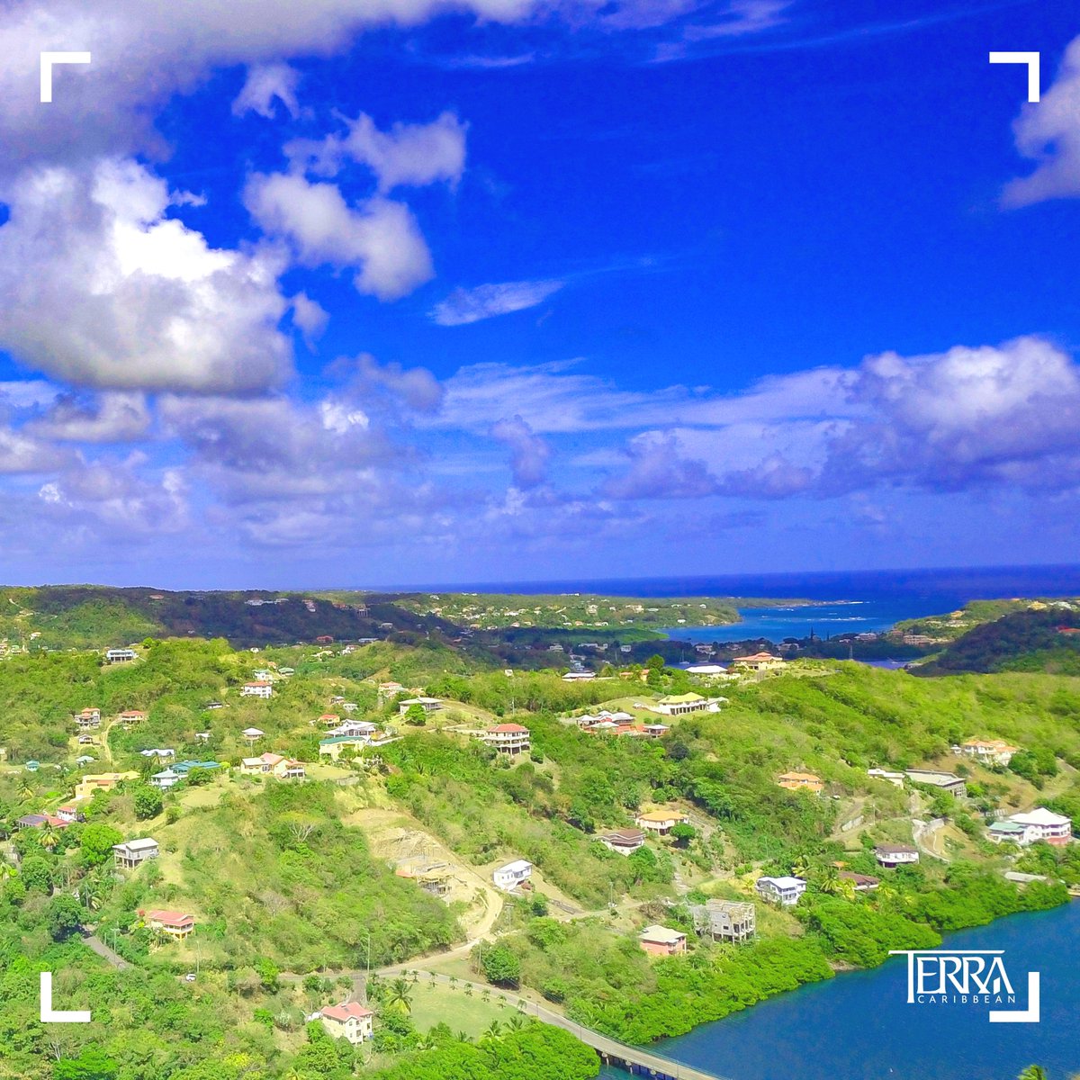 terragrenada's tweet photo. We live in paradise and we're proud to call Grenada our home. 🇬🇩
#TerraCaribbean #TerraGrenada #RealEstate #PureGrenada #RealEstateAgents #Land #Home #OceanViews #RidgeViews #WeKnowGrenada #WeKnowRealEstate https://t.co/kqk5V8cYVU