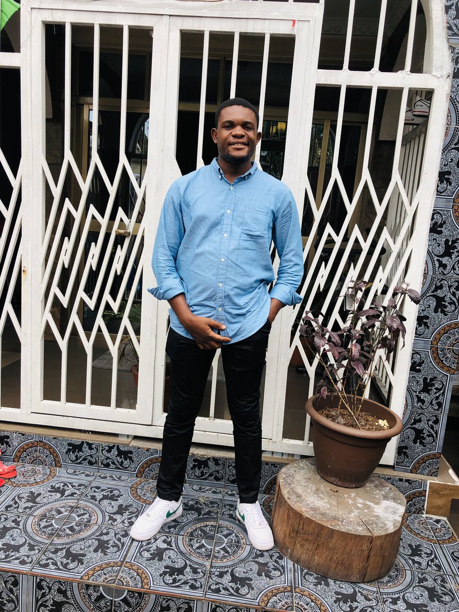 mosesmiteleji's tweet photo. #RDC #Eyenga
Prenez soin de vous et faites vous plaisir les problèmes de la vie ne finissent jamais
Que Dieu nous garde , bon dimanche à tous ! https://t.co/bFaNLTIlGZ