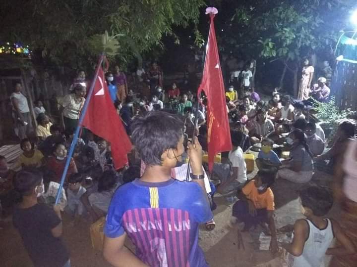 MyoKyaw60359010's tweet photo. Three villages in Letpadaung, Salingyi Township, Sagaing Region joined the protest on the night of September 12 to overthrow the military dictatorship.
#WhatsHappeningInMyanmar 
#Sep12Coup https://t.co/s9wi5dsnac