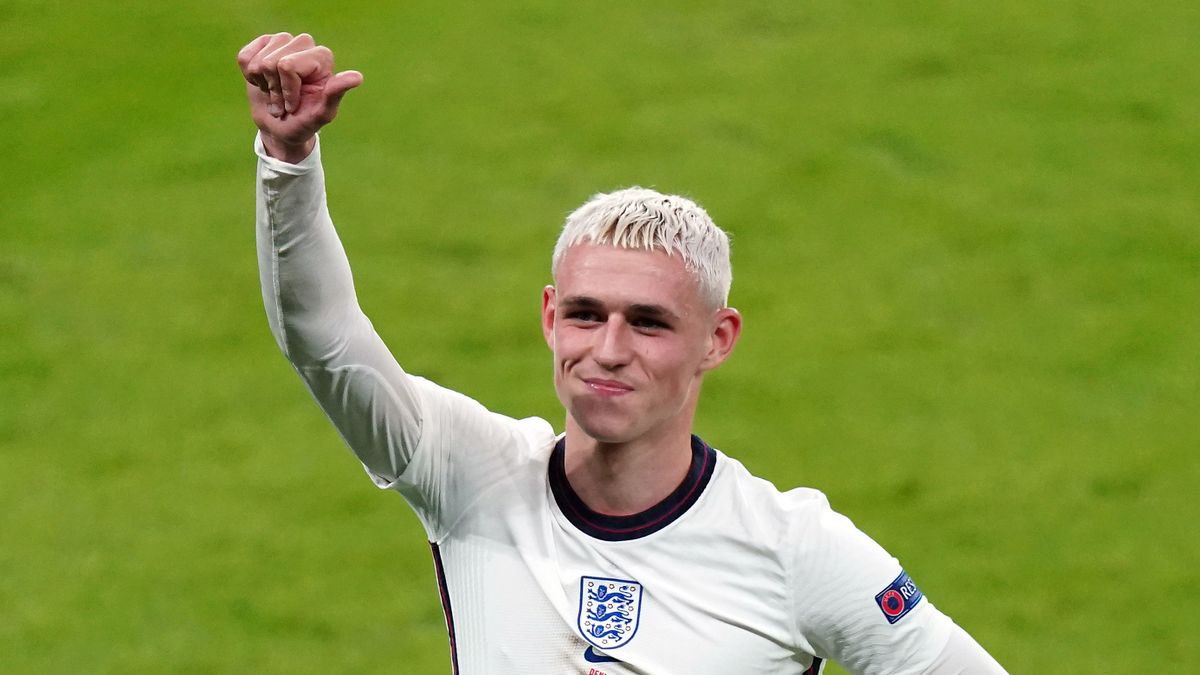 mancityclips's tweet photo. 1 month ago before the season had started everyone knew Foden was better than Greenwood. How can 4 games make someone “clear” when he wasn’t even better before? https://t.co/k6WoeLJqFp