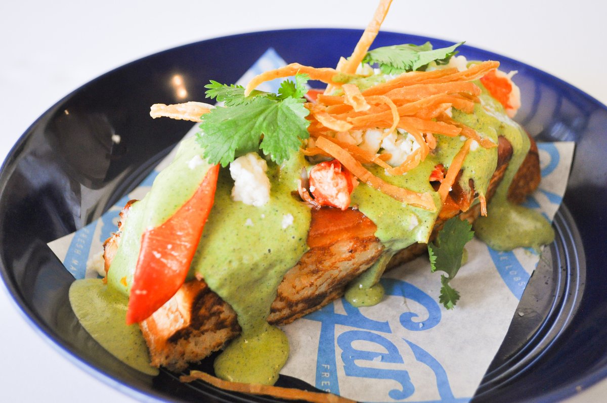 The Hot Sauce Festival is Back @FarOutLounge today from 3-9pm with live music &amp; plenty of hot. We'll be serving up our hatch chile lobster roll too! Buy tickets: bit.ly/3zbkRoQ
-
-
-
#hotsauce #lobsterroll #hatchchile #austineats #eateraustin #do512 #atx #austin #texas