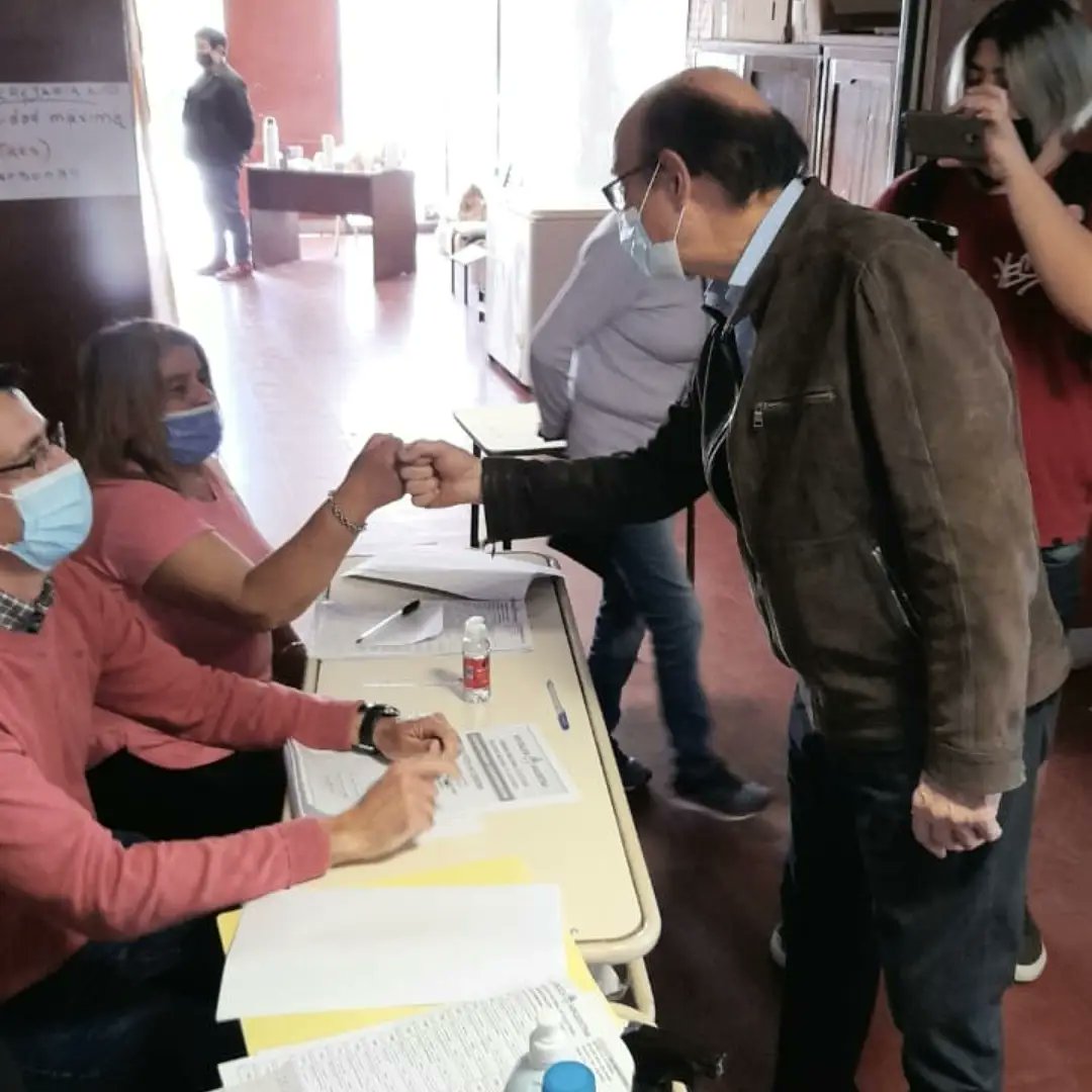 Con mucha alegría hoy vengo a votar y a ejercer mi deber ciudadano, en un contexto especial y diferente.
Invito a todos los y las cordobesas a que expresen su voluntad política con la tranquilidad de que se han tomado todas las medidas y protocolos necesarios.
#EleccionesPASO