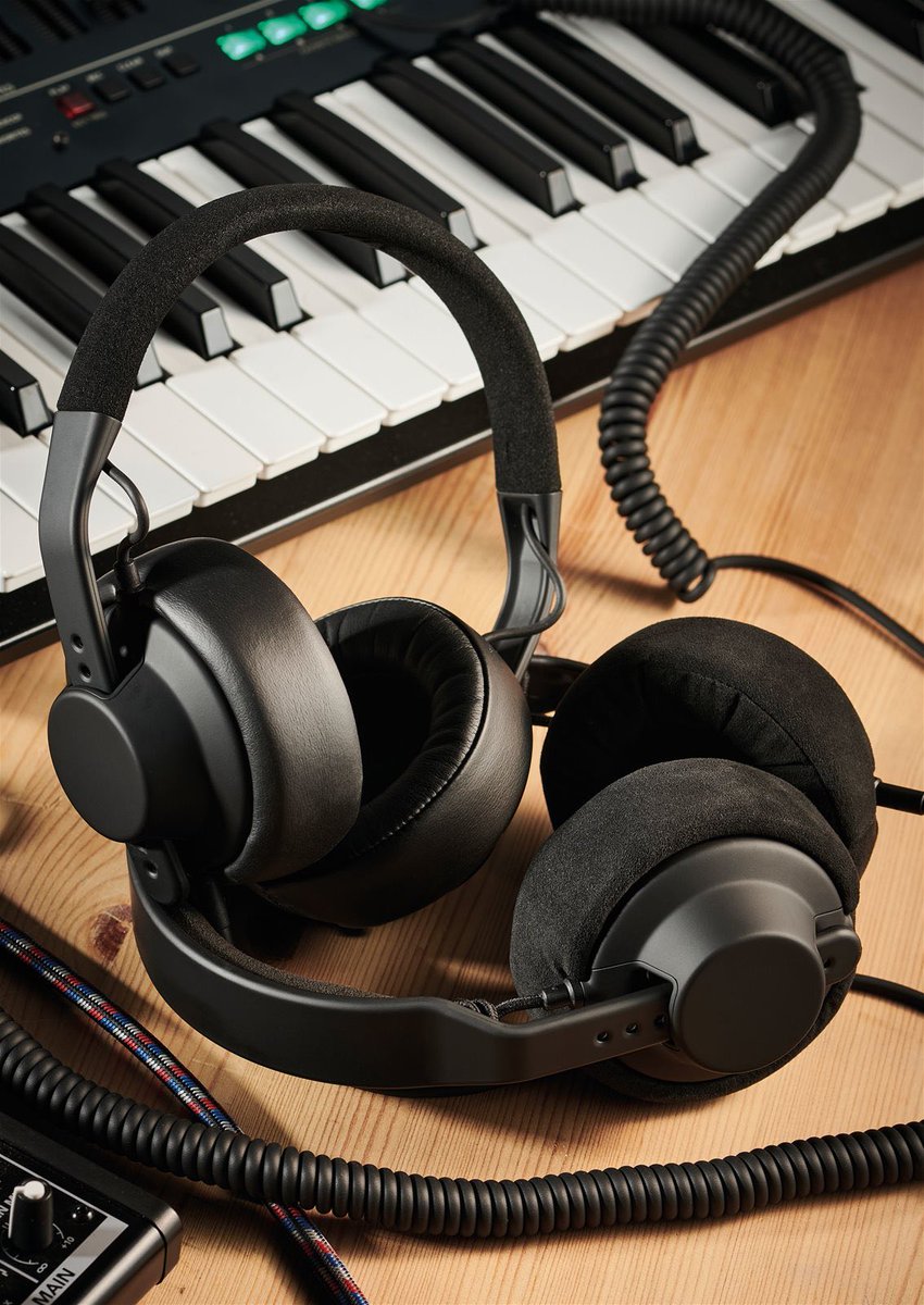 TMA-2 Studio & Studio XE 🎧🎧
#modularheadphones 
#studioheadphones