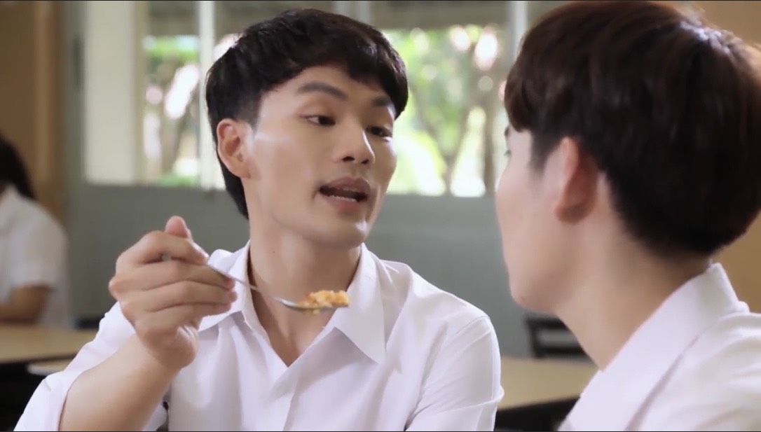 MyBoyTheSeries1's tweet photo. อร่อยมากเลยน้า... งืม กินเผ็ดไม่ได้อ่า #Myboytheseriesตอนจบ https://t.co/FSHvdq2i9F