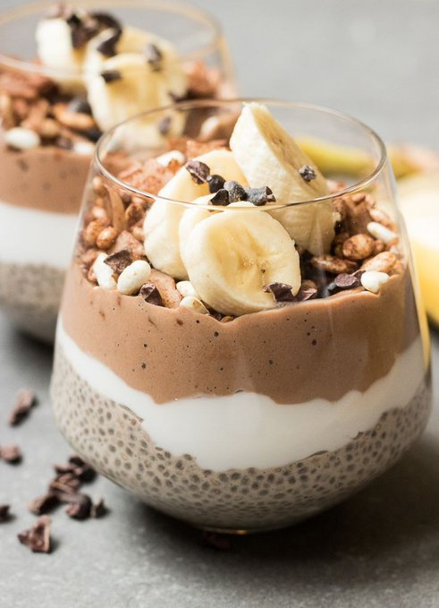 demeterkouzina's tweet photo. Selamat pagi, Demigods!
Menu hari ini adalah:
1. Cream Soup Mushrooms
2. Sandwich Tuna Melt
3. Chocolate Banana Chia Pudding
4. Ice Coffee Jelly
Yang dimasak oleh
@farmetercle & @farmeternad
Happy Breakfast 🌾 https://t.co/DG8EAFrppY