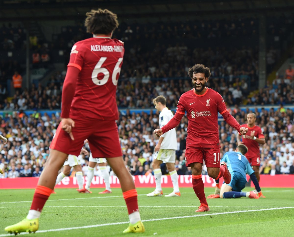 FilGoal's tweet photo. رايحين لفين دانا الملك 👑😎 https://t.co/HXOsjYuMIY