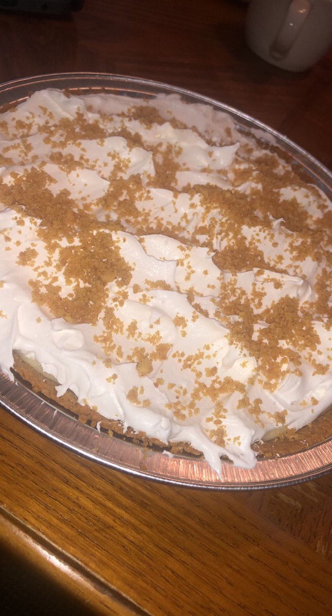 defaultusrr's tweet photo. #slimsweets #piegod https://t.co/zCAiZvFLwz