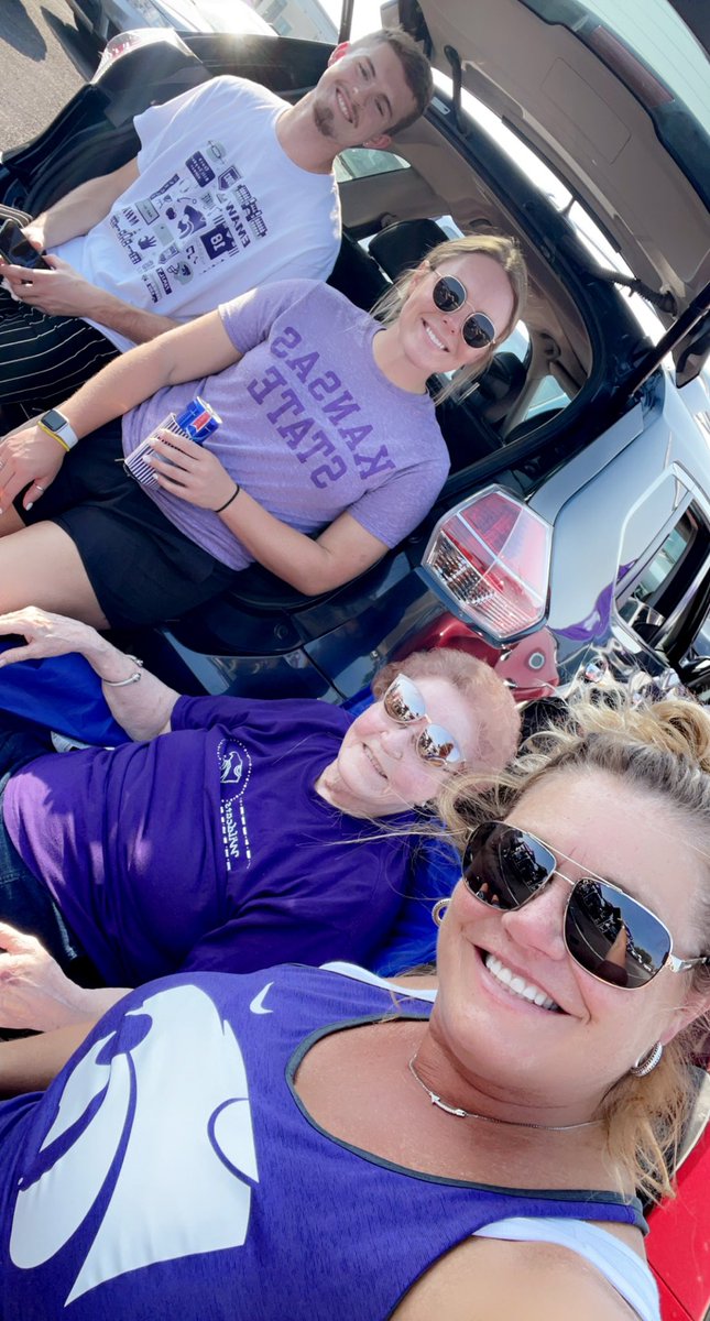 Go Cats!  From some of The Rueger’s! #KSTATEFB