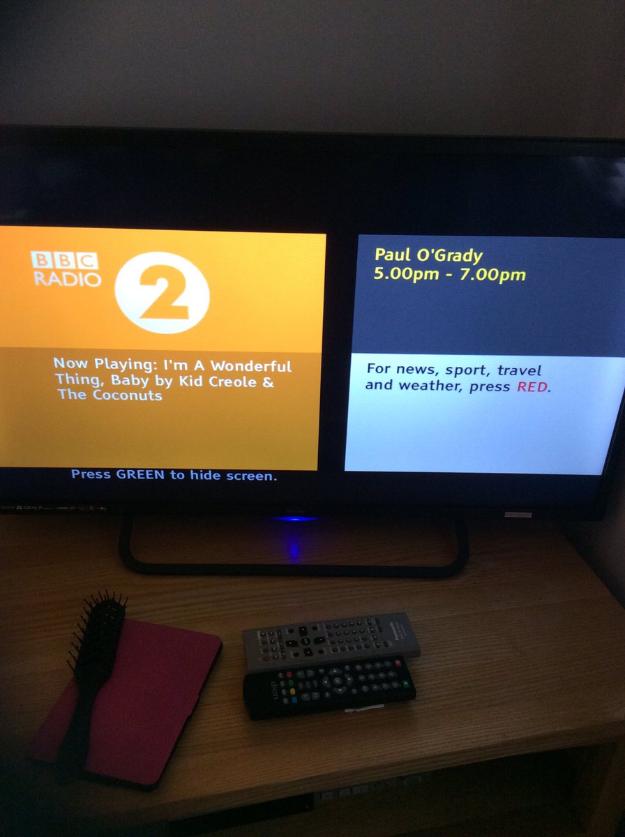 PLJackson2's tweet image. #TeamPOG listening via the TV from our holiday home. Paul, Helen and little Alfie....
