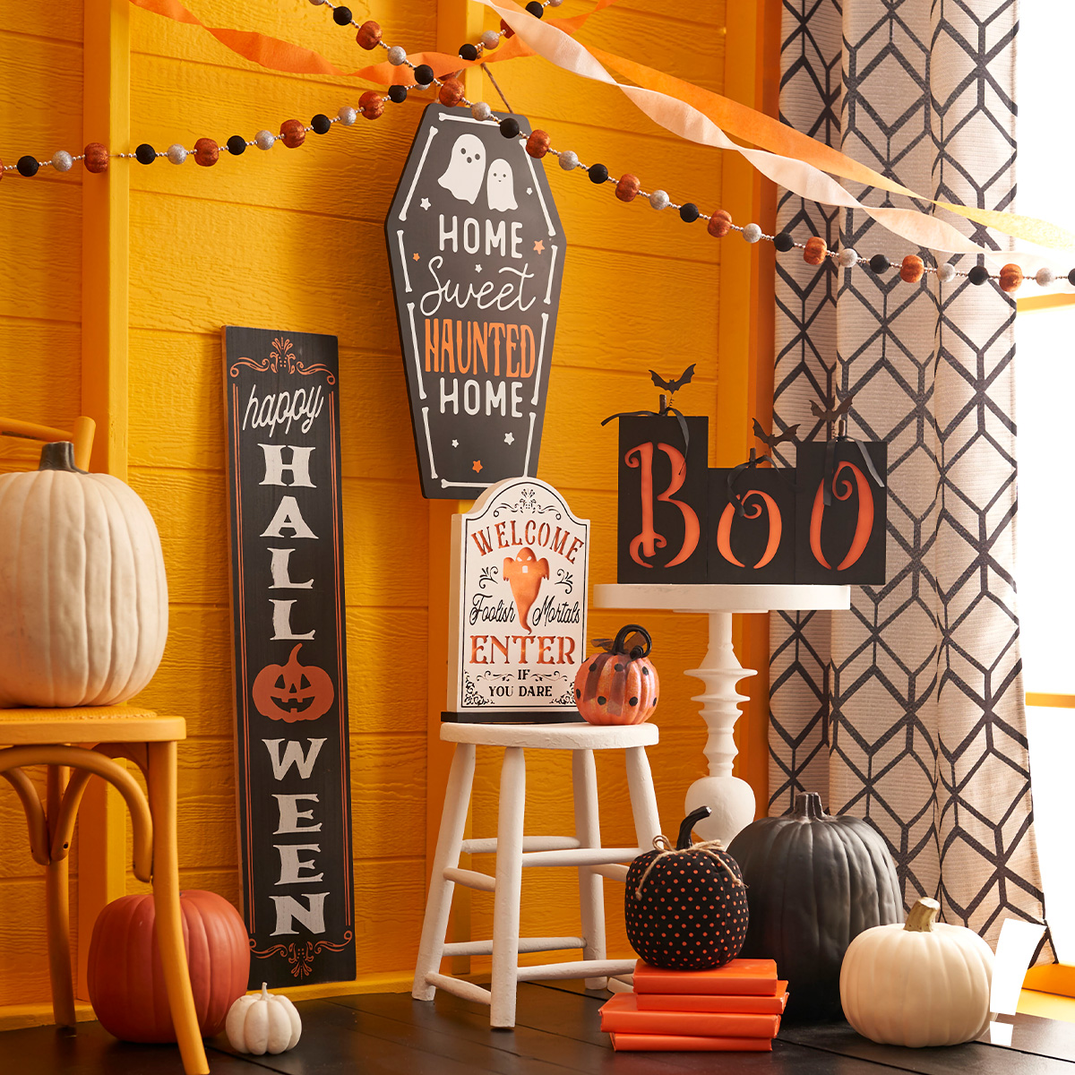 BigLots's tweet photo. Classic. Spooky. SERIOUSLY fun! 👻 Make your home SPOOK-tacular with the Let’s Party, Pumpkin collection! 🎃

Pumpkin Hanging Wall Décor Item No. 810523557

🛒 https://t.co/1JwmflidJp

#BigLots #BigLotsFinds #PumpkinDecor #Halloween #HalloweenDecor #WeekendShopping #Sale https://t.co/goYGOumEQm
