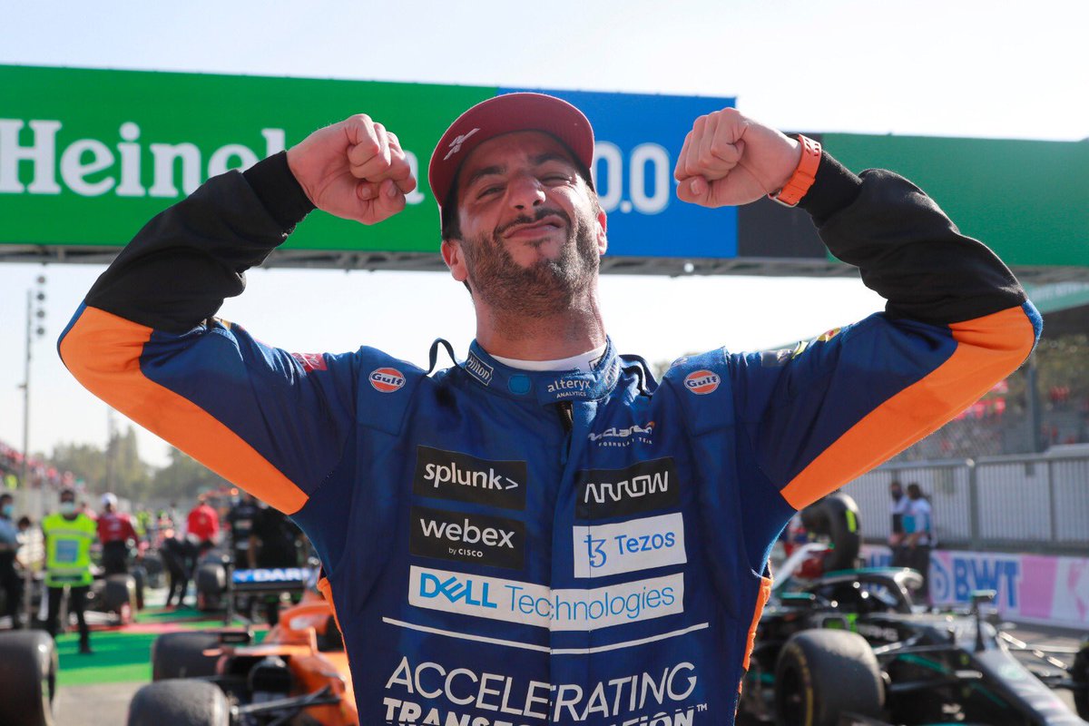 McLarenAuto's tweet photo. Top job team @McLarenF1 

P1 @danielricciardo 
P2 @LandoNorris 

What. A. Race. https://t.co/qbWqwzKjyi