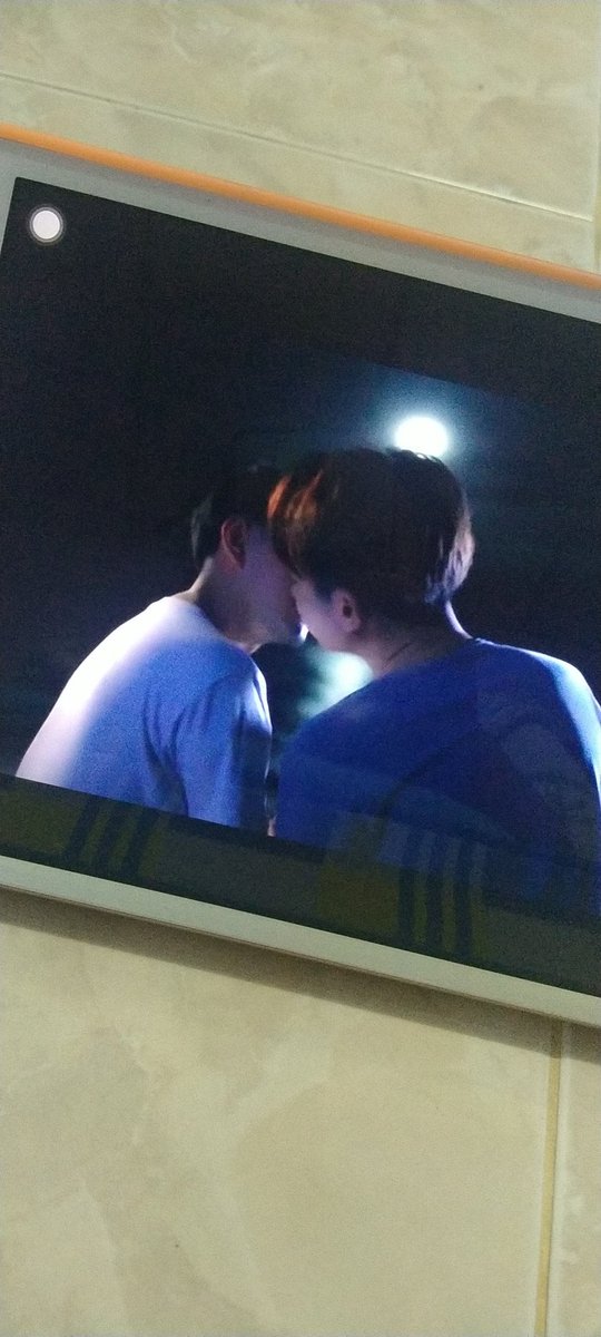 Creamgg3's tweet photo. ถ่ายทันด้วยย #MyBoyTheSeriesตอนจบ https://t.co/C3E4c4JWbM