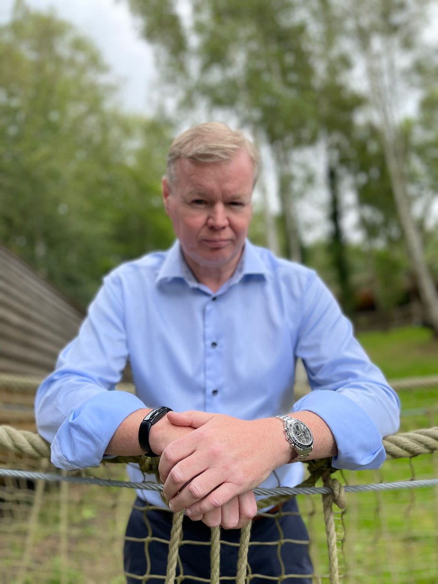 Next weekend we will be celebrating #NationalHospitalityDay 🎉Head over to our blog to learn how <a href="/andrewcgrahame/">Andrew Grahame 💙</a> CEO of Farncombe Estate <a href="/DormyHouse/">Dormy House Hotel</a> <a href="/TheFishHotel/">The Fish Hotel</a> &amp; <a href="/FoxhillManor/">Foxhill Manor</a> will be taking part &amp; why HA means so much to him: ow.ly/m1BY50G5eAg