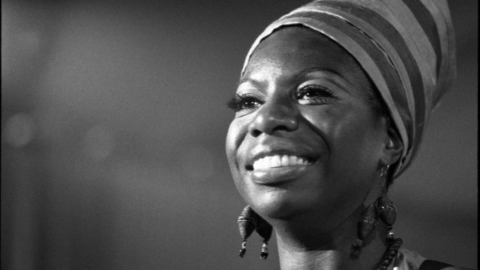 literlandweb1's tweet image. &quot;La libertad es no tener miedo&quot;.
Nina Simone 
#FeelingGood