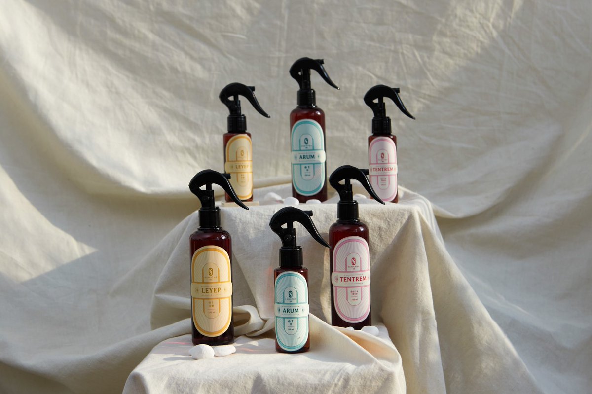 Selamat malam sobat #insomnia ✨Biar bisa tidur cepet dengan nyenyak, cobain produk bed spray &amp; calming balm ku yuk! Mengandung essential oil yang bisa bantu insmonia kamu. Bisa dibeli di linktr.ee/halosamatha atau atau cek di instagram.com/halo.samatha ya! 🌝