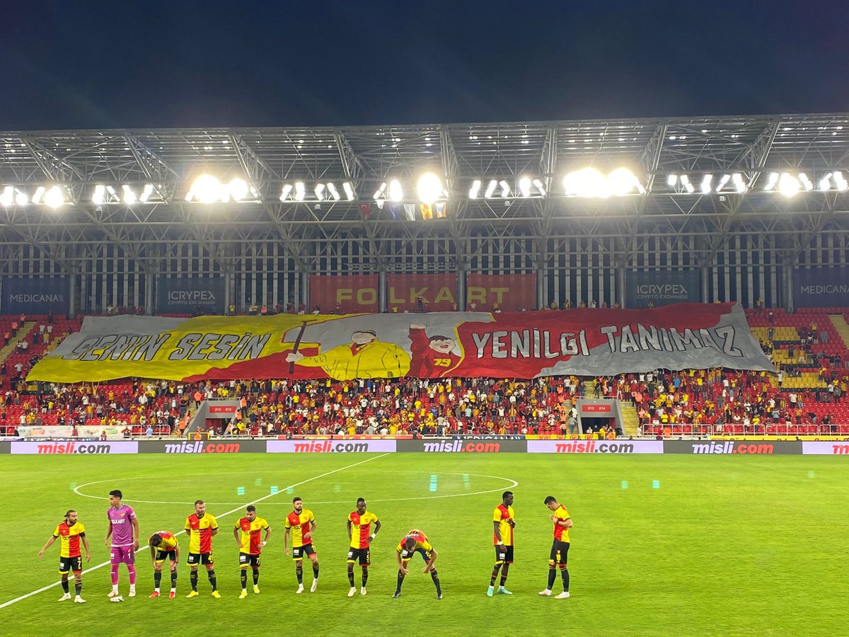 SENİN SESİN YENİLGİ TANIMAZ

#Göztepe #GözGözTv