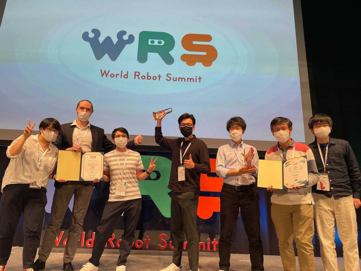 Felix von Drigalski tweet media