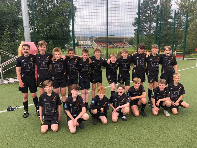 ChieftainsRC's tweet photo. Well done to our Midi Section who had @Scotlandteam conference matches against @BurnbraeBull today. Results as below;
U13 34-17
U14 30-0
U15 36-22
U16  22-27
Well done to all #WeAreChieftains #Respect 🖤💛👏💪🏉 https://t.co/ohHsRQZKgj