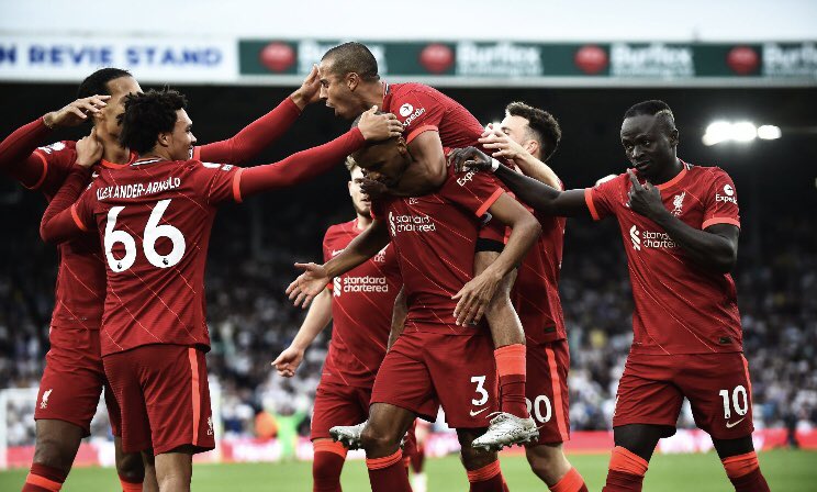 LiverpoolFCHub6's tweet photo. Feel bitter sweet but hats off to the reds they were absolutely amazing today❤️ 

All love to Harvey Elliot🥺❤️ 

#LEELIV #LIVERPOOL #LFC https://t.co/vsBeNHy3S1