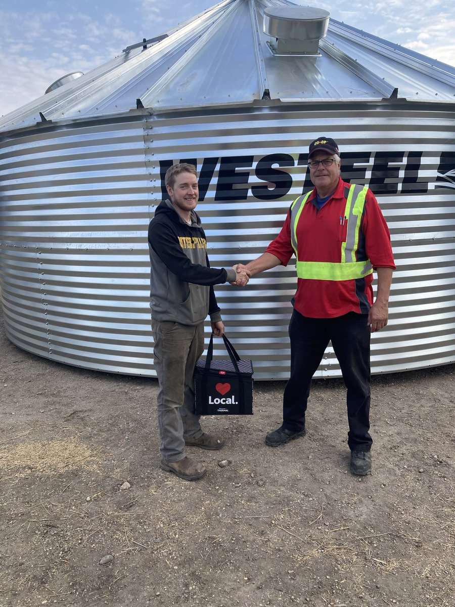 Congratulations to the Zemlak family for the AGI meal in field for the Wynyard Coop. Thanks Vic Hawrylyk presenting on behalf Wynyard Coop.