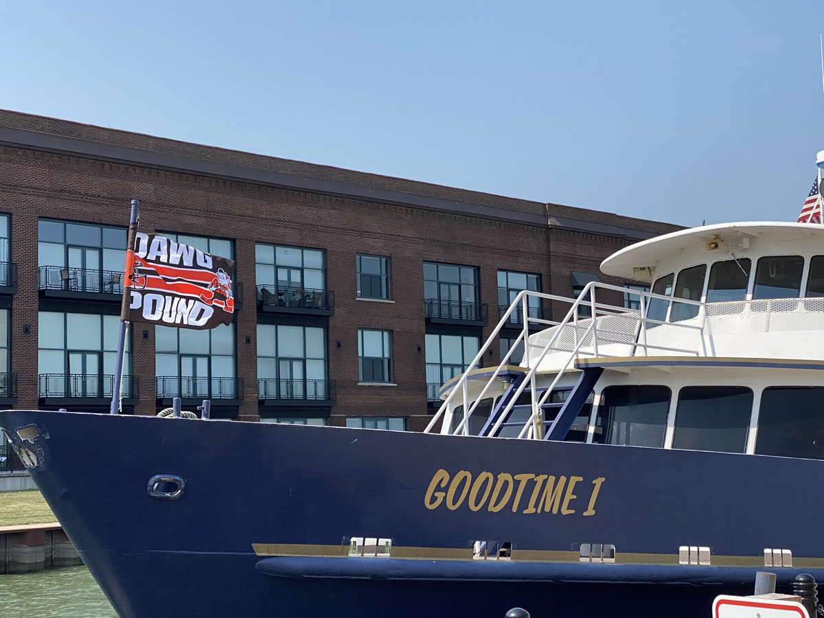 GoodtimeI's tweet photo. Still tickets available for today’s Browns Cruise! We depart Sandusky at 3, get you to KI around 4, then depart KI a half hour after the game ends. #SundayFunday #FreePizza #HereWeGoBrownies https://t.co/woR2EvP4xW